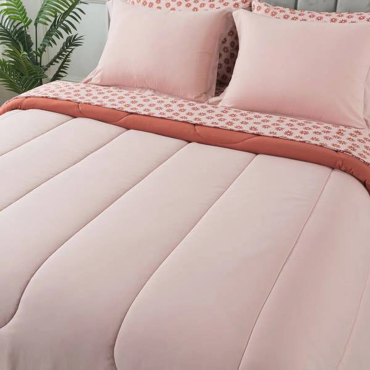 7 Piece Reversible Bed in a Bag Comforter Set with Sheets, Pink, Full